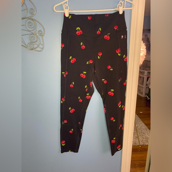 Women’s workout pants with a cherry print - Picture 1 of 3
